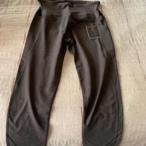 Tommy copper capris